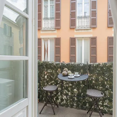 Wine Not In Centre Apartment Como